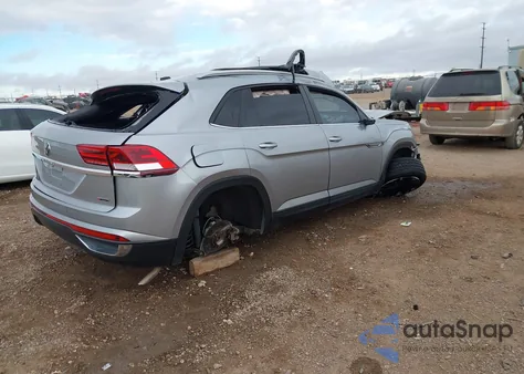 2021 Volkswagen Atlas Cross Sport 2.0T Se W/Technology z USA, uszkodzony, nr VIN 1V2KC2CA4MC239473